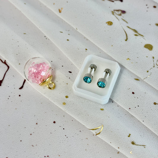 Mini Aros Acero Quirúrgico Plateado Circón Azul 5MM - Tope Tornillo