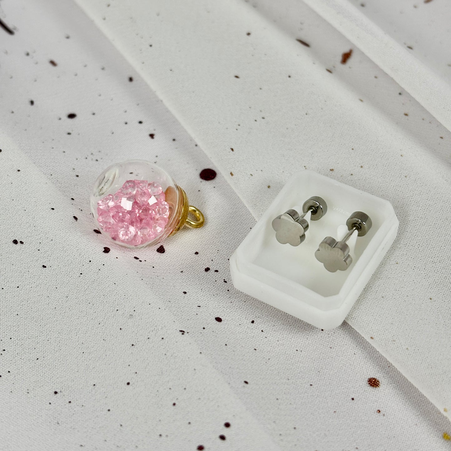 Mini Aros Acero Quirúrgico Plateado Trebol - Tope Tornillo