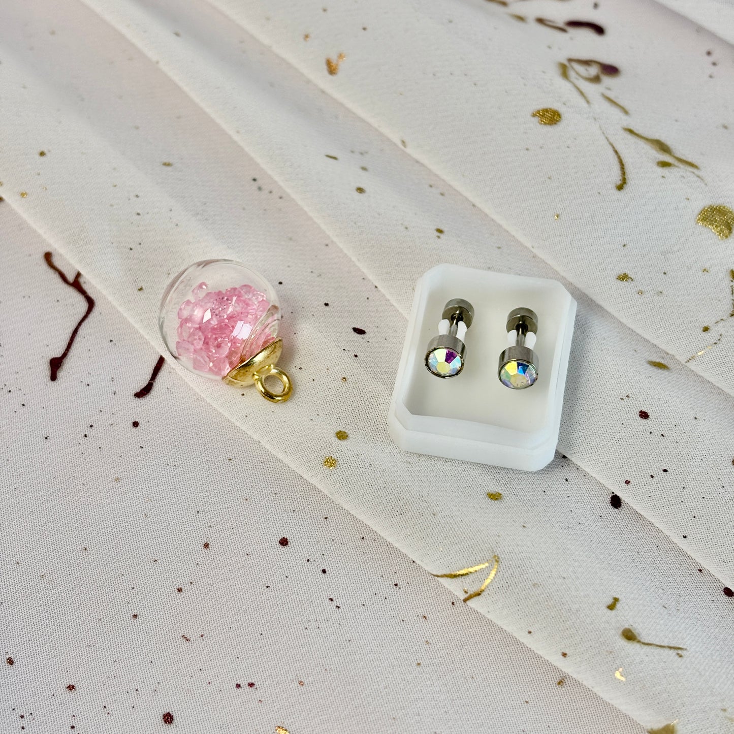 Mini Aros Acero Quirúrgico Plateado Circón Tornasol 5MM - Tope Tornillo