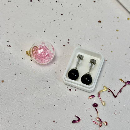 Aros Acero Quirúrgico Plateado Perla Negra 7MM - Tope Tornillo