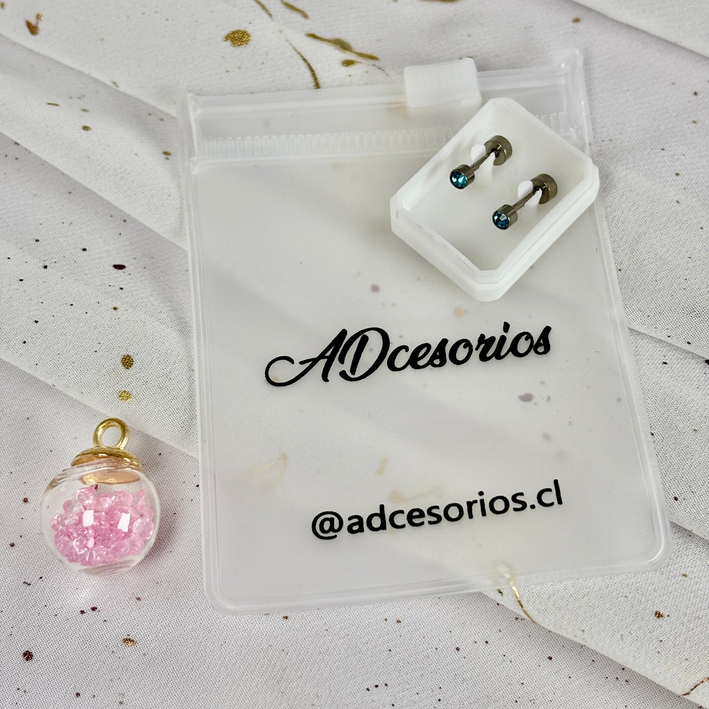 Mini Aros Acero Quirúrgico Plateado Circón Azul 3MM - Tope Tornillo