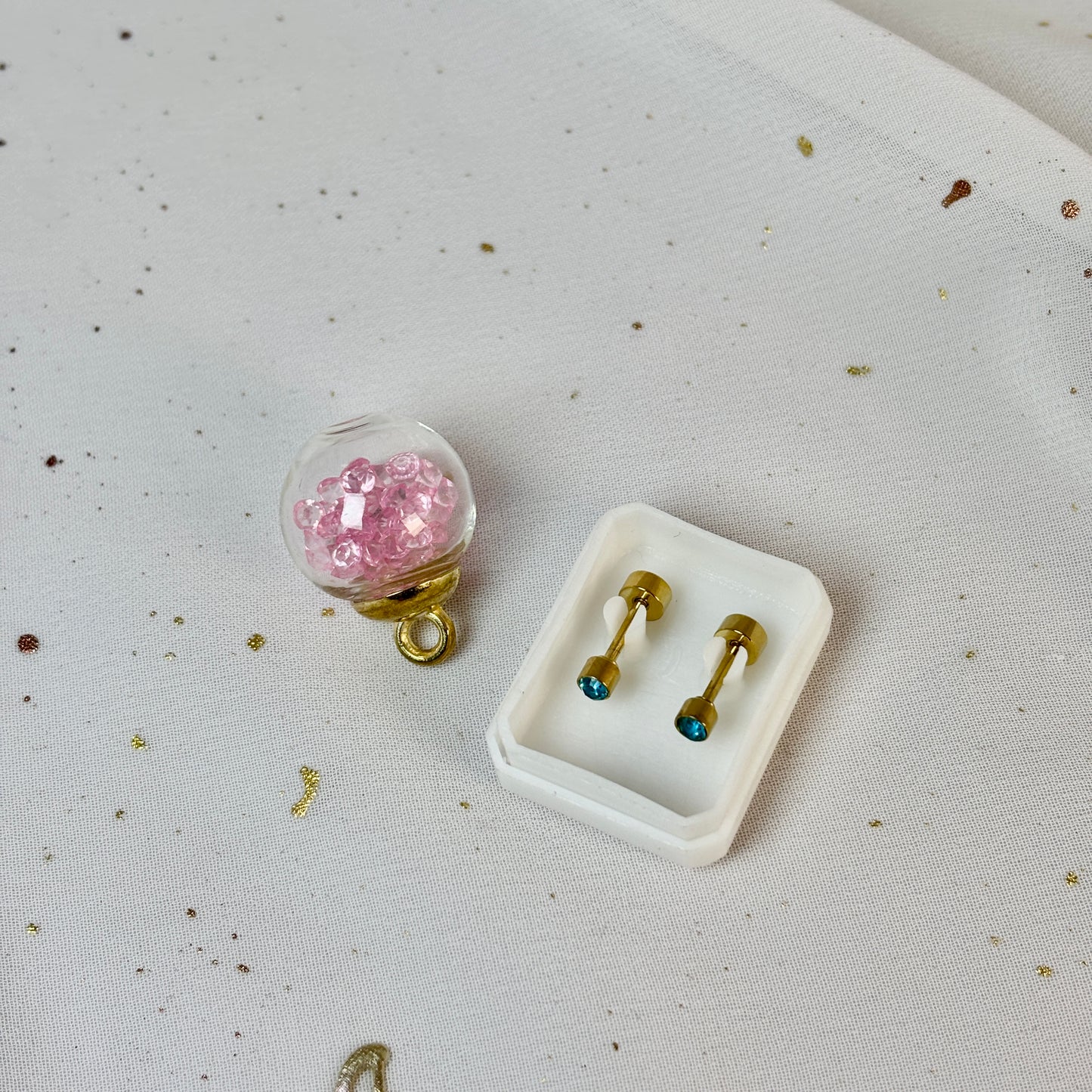 Mini Aros Acero Quirúrgico Dorado Circón Azul 3MM - Tope Tornillo