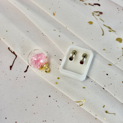 Mini Aros Acero Quirúrgico Plateado Circón Rojo 3MM - Tope Tornillo