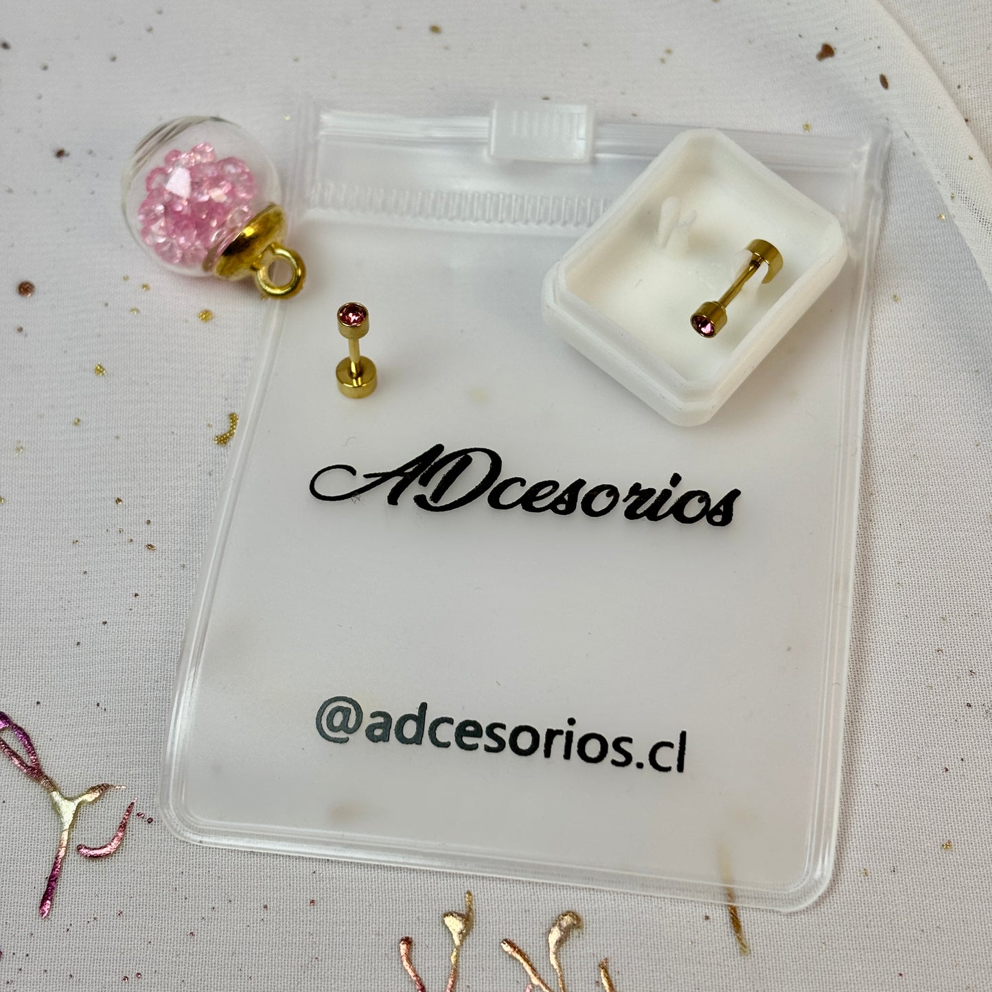 Mini Aros Acero Quirúrgico Dorado Circón Rosa 3MM - Tope Tornillo