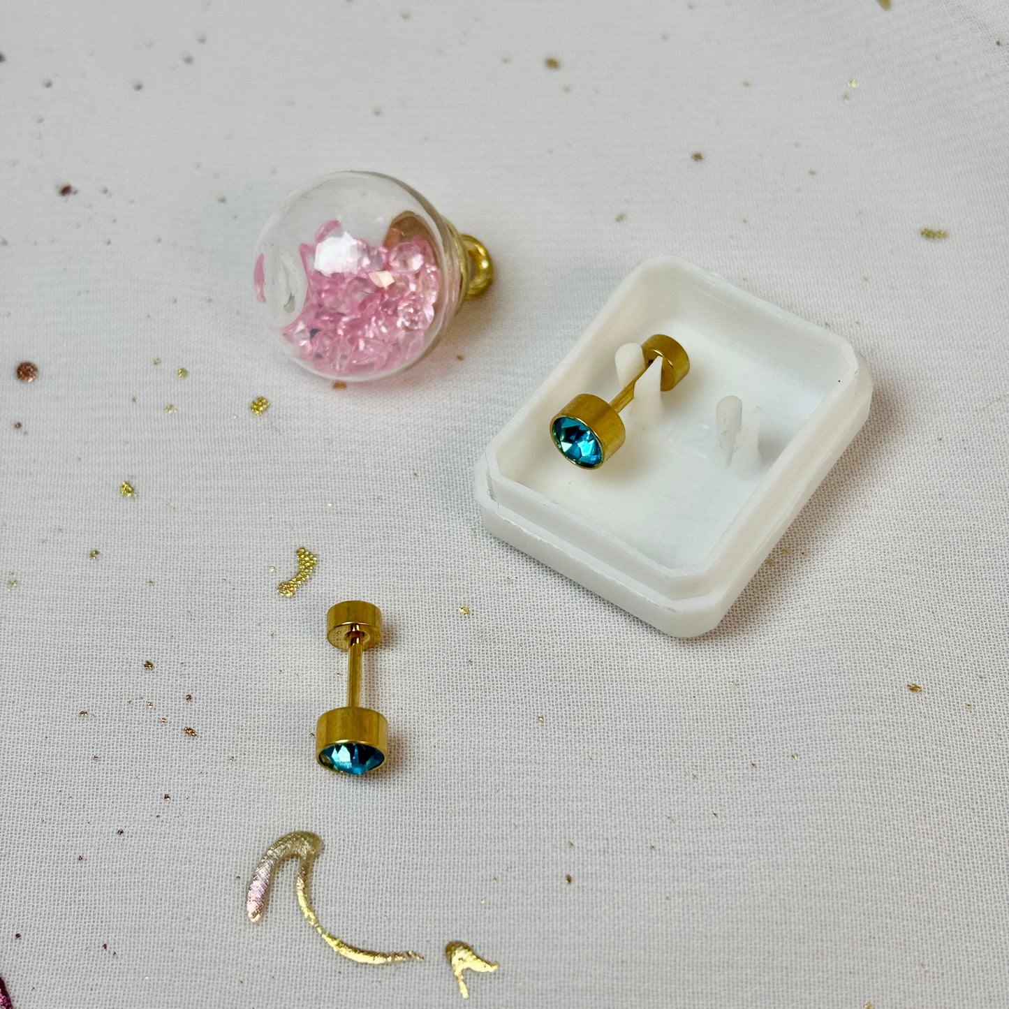 Mini Aros Acero Quirúrgico Dorado Circón Azul 5MM - Tope Tornillo