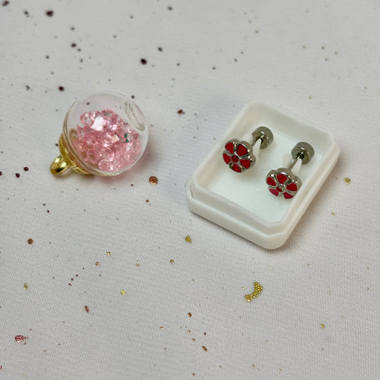 Mini Aros Acero Quirúrgico Plateado Flor Fucsia - Tope Tornillo