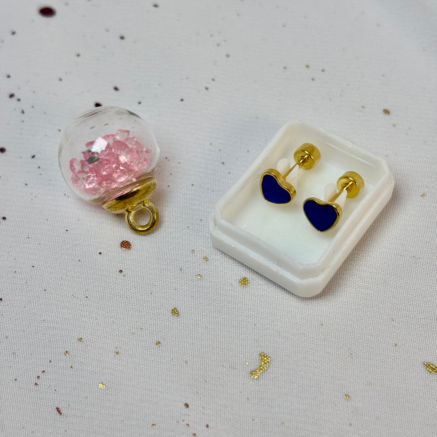 Mini Aros Acero Quirúrgico Dorado Corazón Azul - Tope Tornillo