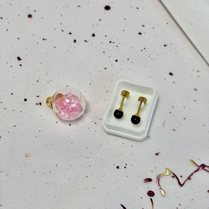 Mini Aros Acero Quirúrgico Dorado Perla Negra 4MM - Tope Tornillo