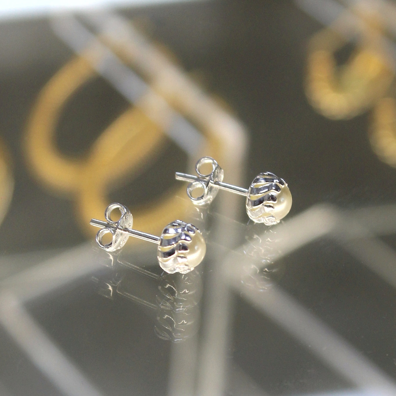 Aros Plata 925 Perla 6MM Borde de Plata