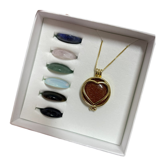 Collar Relicario Enchapado En Oro 18K 7 Piedras Naturales Corazón