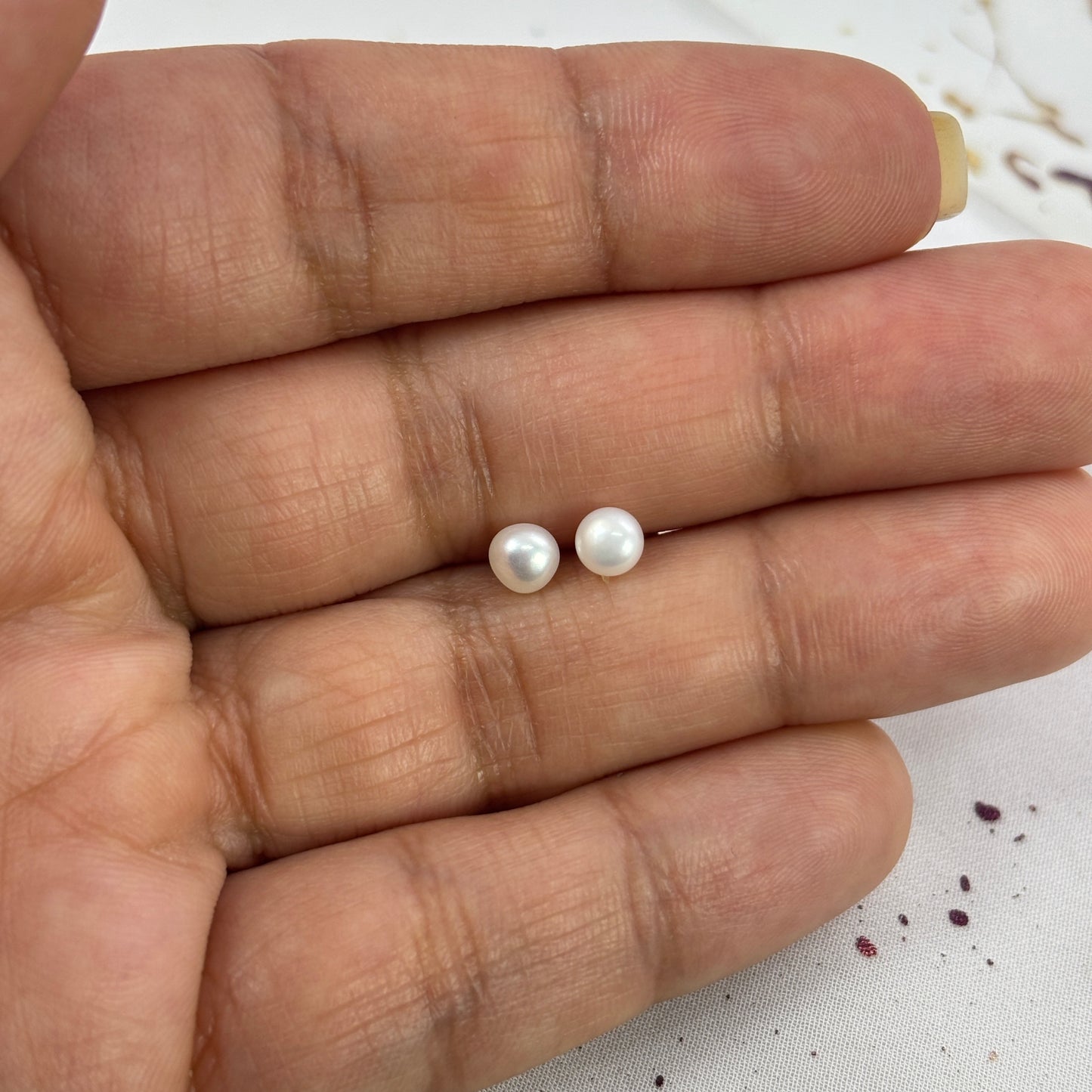 Aros Plata 925 Perla Achatada 4MM - Tope Tornillo