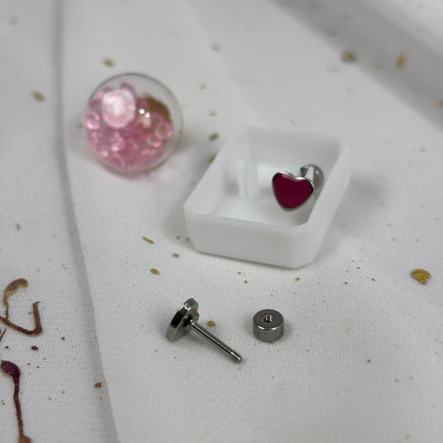 Mini Aros Acero Quirúrgico Plateado Corazón Rosa Oscuro - Tope Tornillo