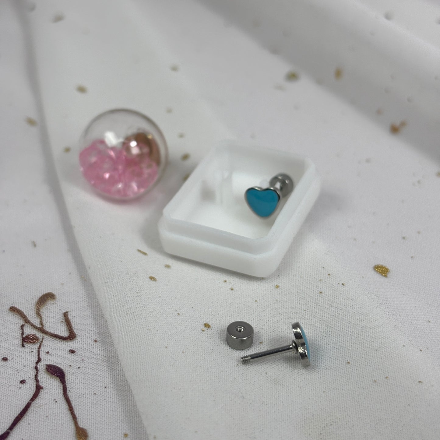 Mini Aros Acero Quirúrgico Plateado Corazón Azul Claro - Tope Tornillo