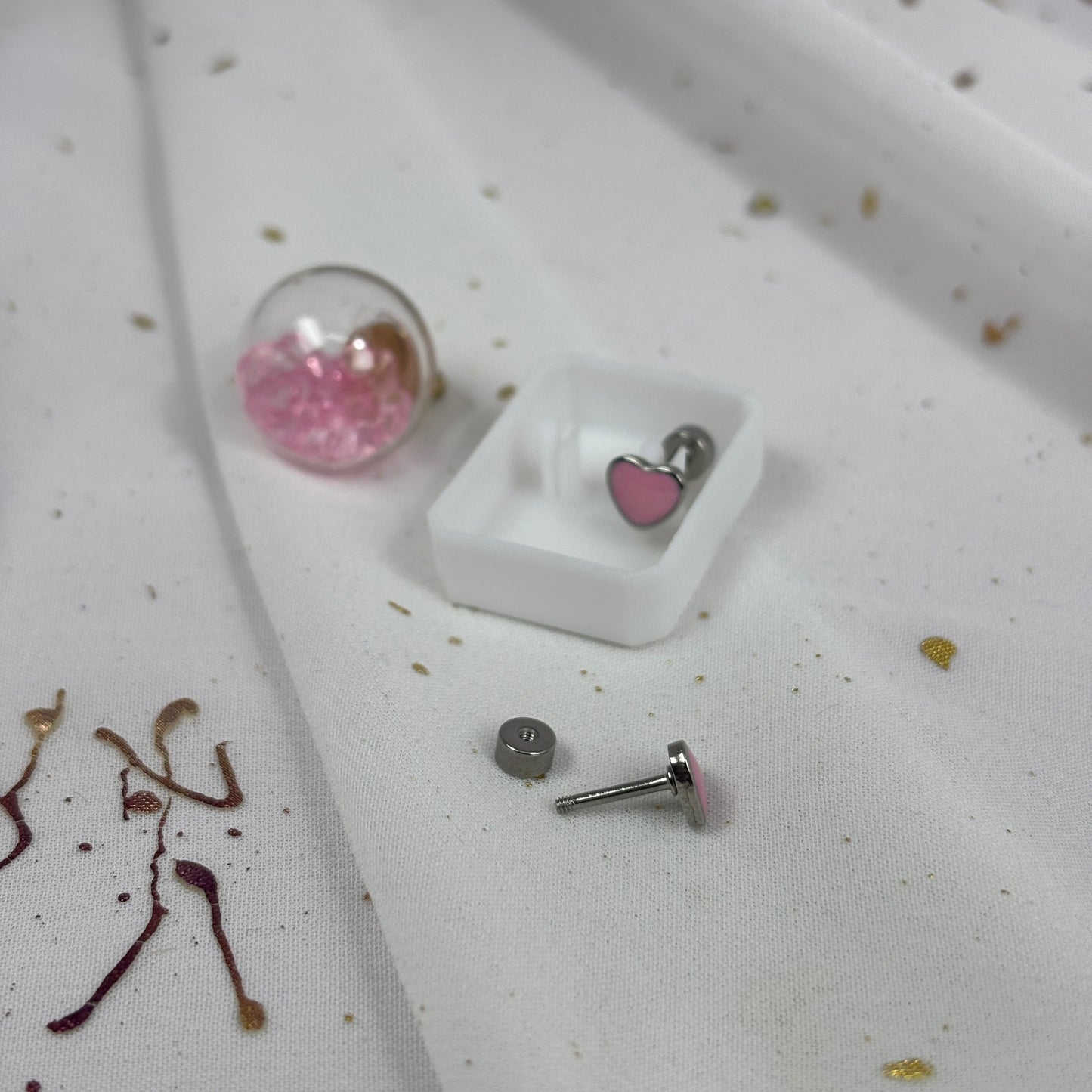 Mini Aros Acero Quirúrgico Plateado Corazón Rosa Claro - Tope Tornillo