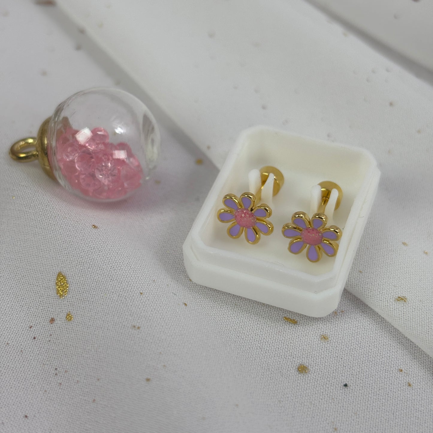 Mini Aros Acero Quirúrgico Dorado Flor Lila - Tope Tornillo