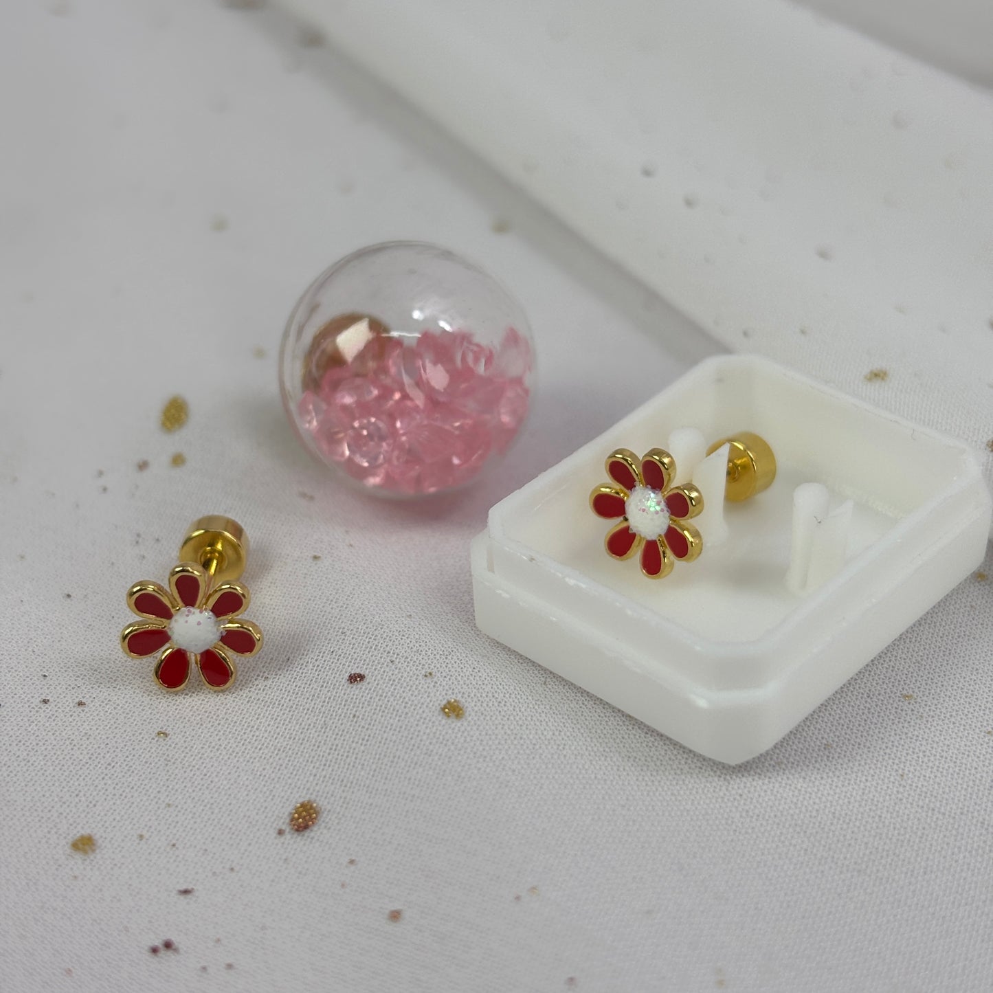 Mini Aros Acero Quirúrgico Dorado Flor Roja - Tope Tornillo