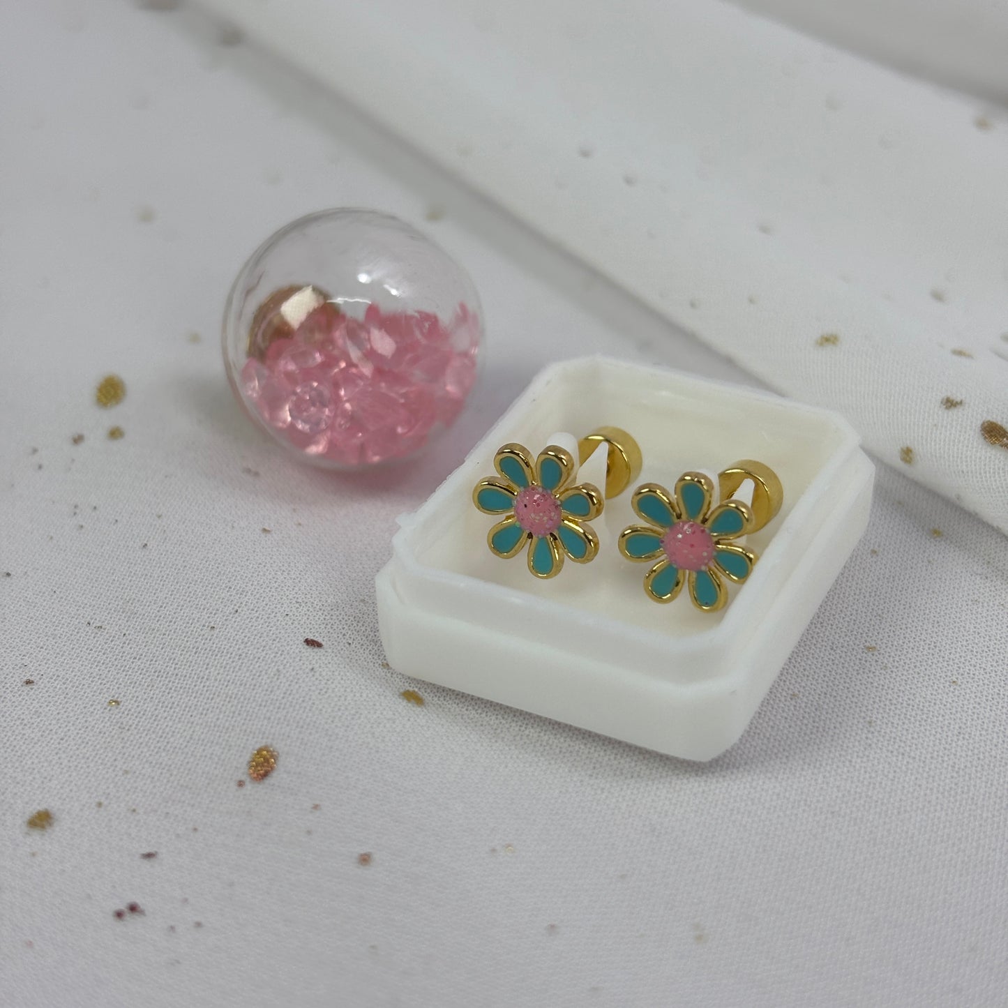 Mini Aros Acero Quirúrgico Dorado Flor Turquesa - Tope Tornillo