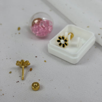 Mini Aros Acero Quirúrgico Dorado Flor Negra - Tope Tornillo