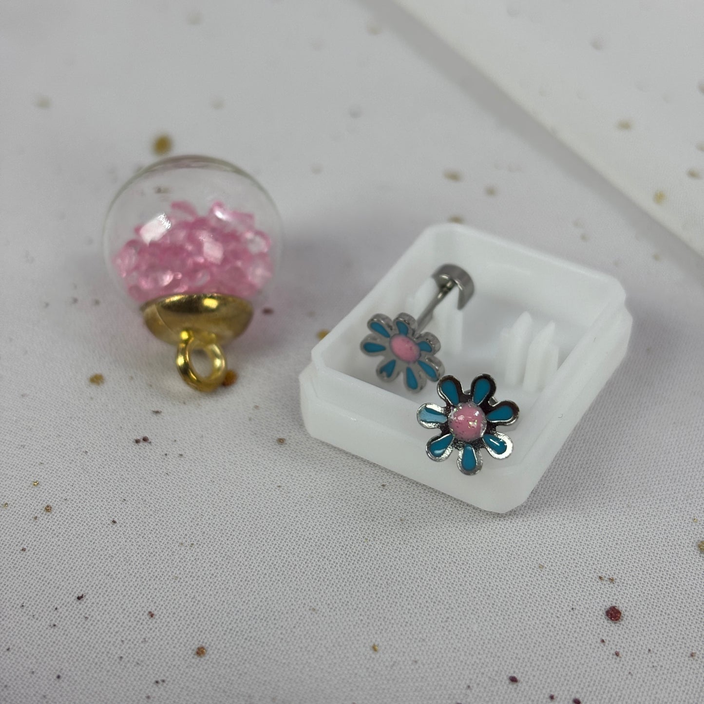 Mini Aros Acero Quirúrgico Plateado Flor Turquesa - Tope Tornillo