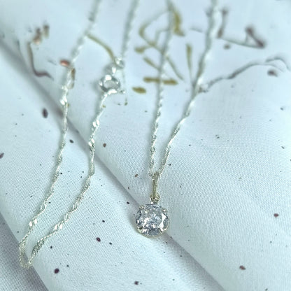 Collar Plata 925 Singapur 1,5MM + Colgante Punto De Luz 6MM