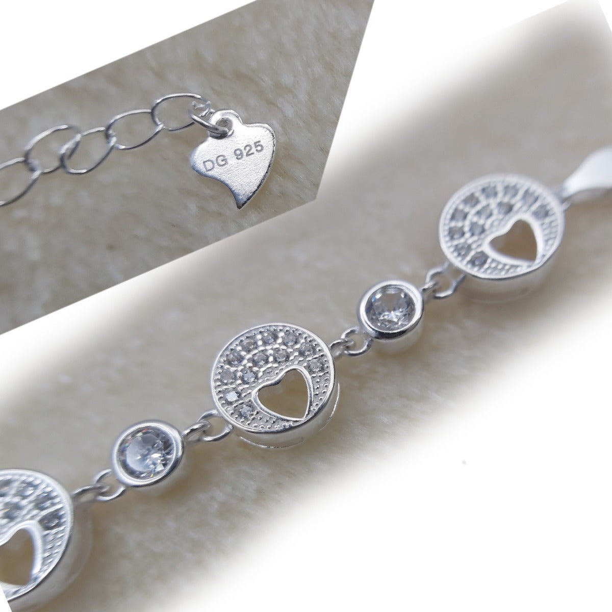 Pulsera de Plata 925 con Corazones y Circones Blancos – Estilo Elegante para Mujer