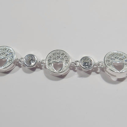 Pulsera de Plata 925 con Corazones y Circones Blancos – Estilo Elegante para Mujer